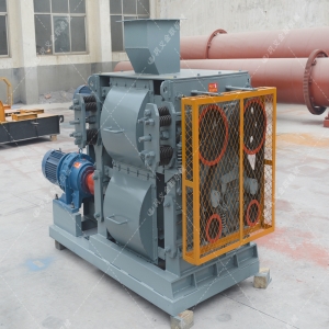 4PG0404小型四輥破碎機(jī)發(fā)(fā)貨圖片_破碎高嶺土_發(fā)(fā)往江蘇常州